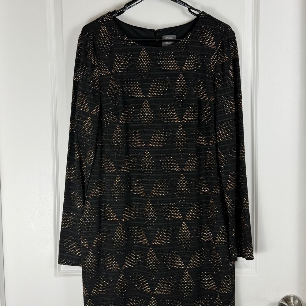Elegant Black and Gold Vince Camuto Geometric Dress ✨🖤